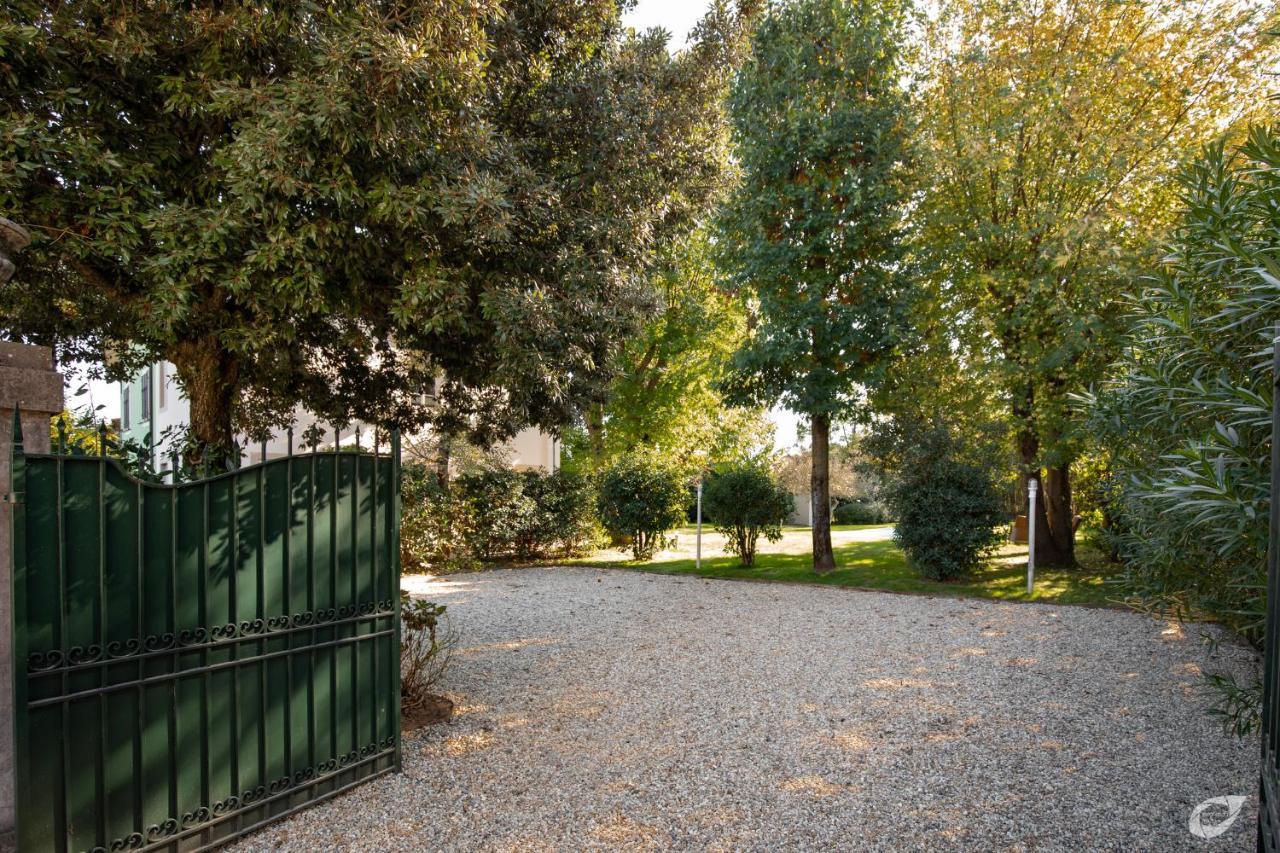 Villa Giardino Lucca Heated Pool, 2 Miles Lucca Capannori Luaran gambar